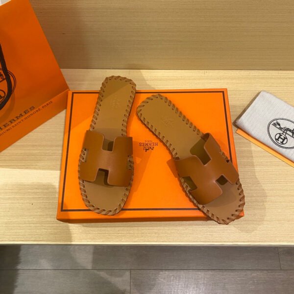 Hermes Women's Oran Sandal