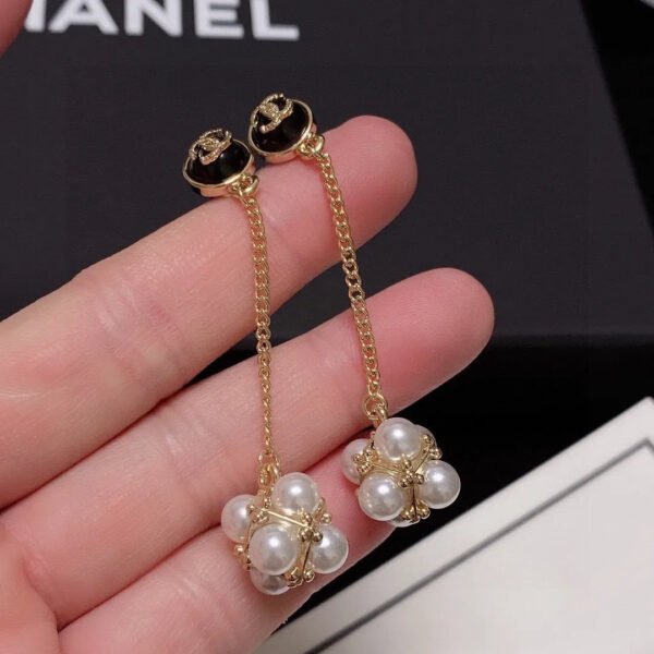 C1800EE9-5AD0-EB4A-CF0E-0BE540663A81.jpg cc Earrings