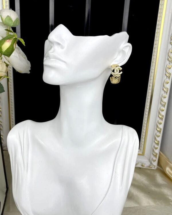 C1B0A3CA-DF1D-E940-7D39-51090FA209BB.jpg CC Jewelry New 16