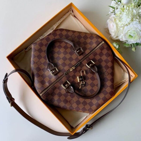 C27CCD0E-1F0C-9E72-26D9-86007FF2E3DF.jpg Louis Vuitton Speedy Bandoulière 30 N40590