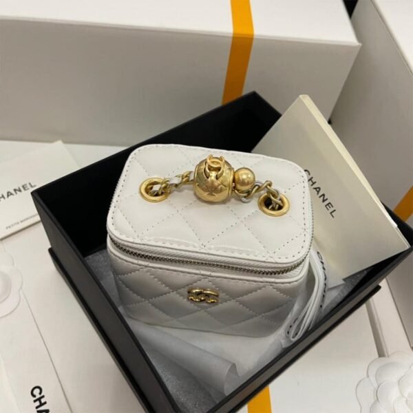 Chanel Small Vanity with Chain AP1447