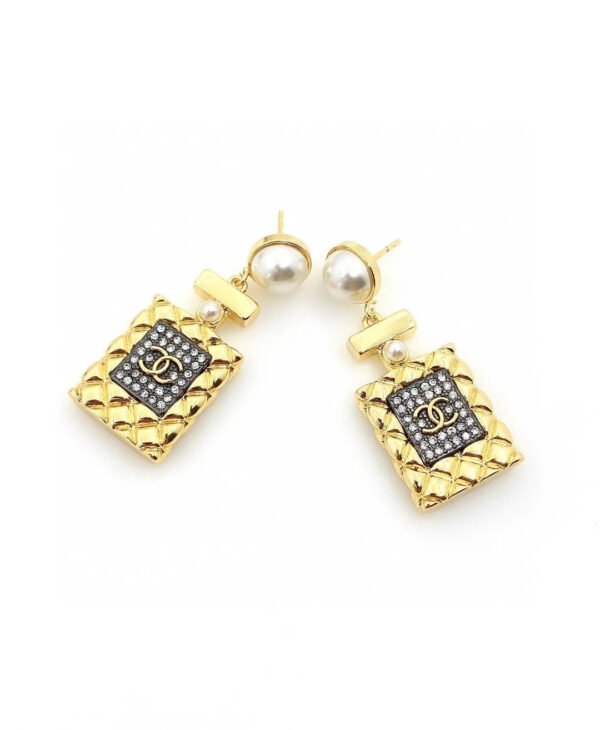 CC Earrings 0025
