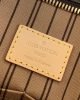 C546B9F5-4D74-1258-87F5-55019BA02B74.jpg Louis Vuitton Mezzo M47134