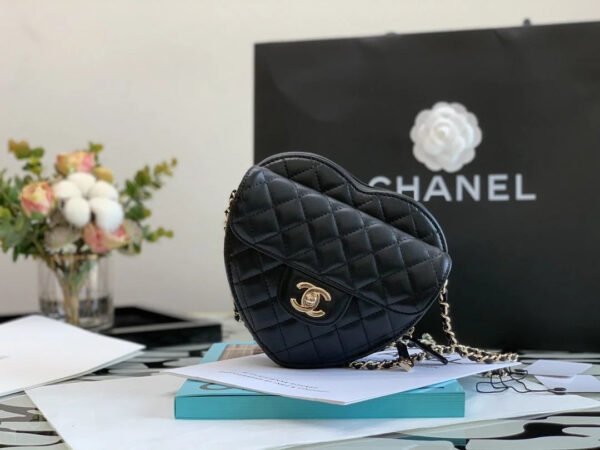 C5ADCE67-14C1-D5CA-F310-E8680040DC8E.jpg Chanel Mini Heart Bag Black For Women 7in/18cm AS3191 B07958 94305