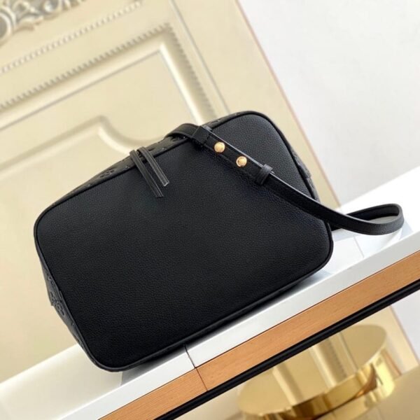 C5C375D9-A05E-C6E1-F9B6-B6D1BC663172.jpg Louis Vuitton M45256 Néonoé MM