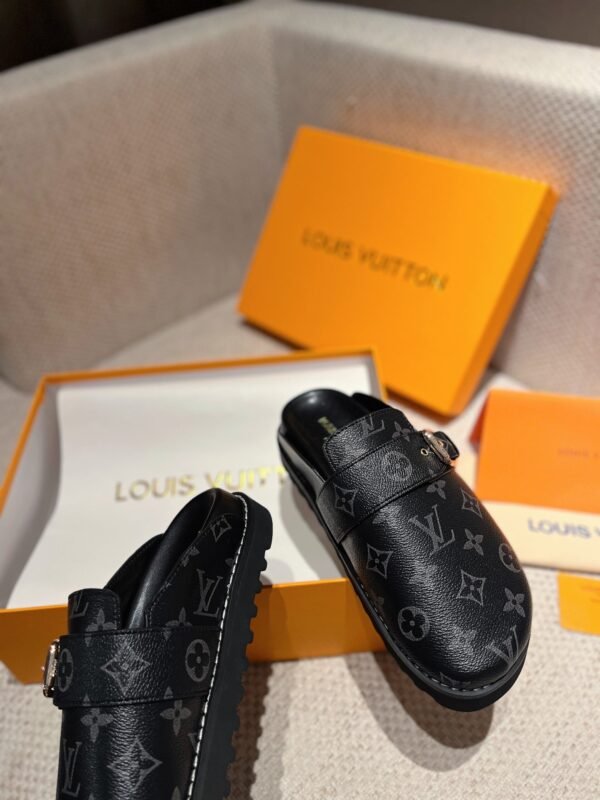 Louis Vuitton Unisex Pool Pillow Comfort Sandal