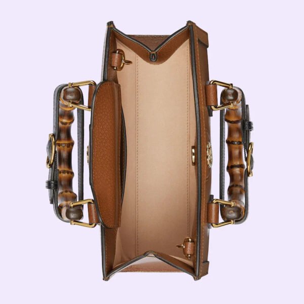 C6C63B73-66AB-33B3-81EC-3DC6002CEB3B_e20c850d-c7e4-49ba-86e6-3d251c78b380.jpg DIANA SMALL SHOULDER BAG