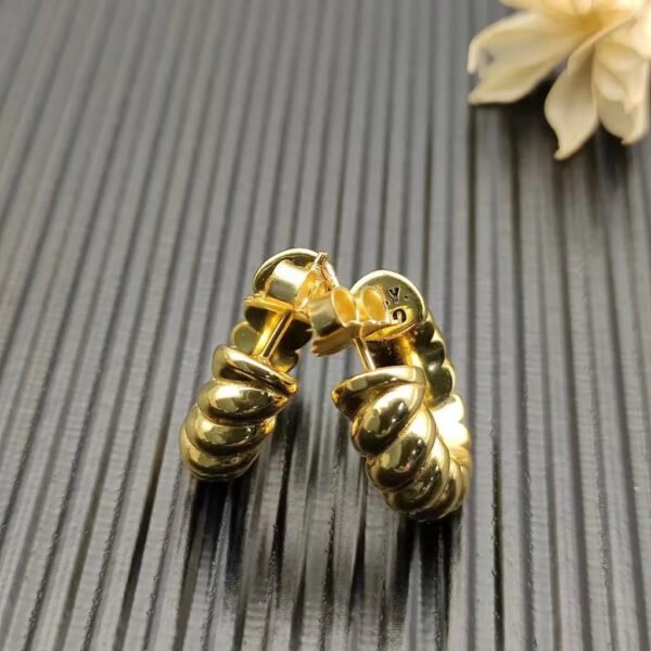 Sculpted Cable Shrimp Earrings 18K Yellow Gold , 20.5mm