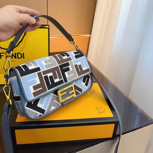 Fendi Baguette Mini