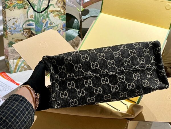 Ophidia medium tote bag