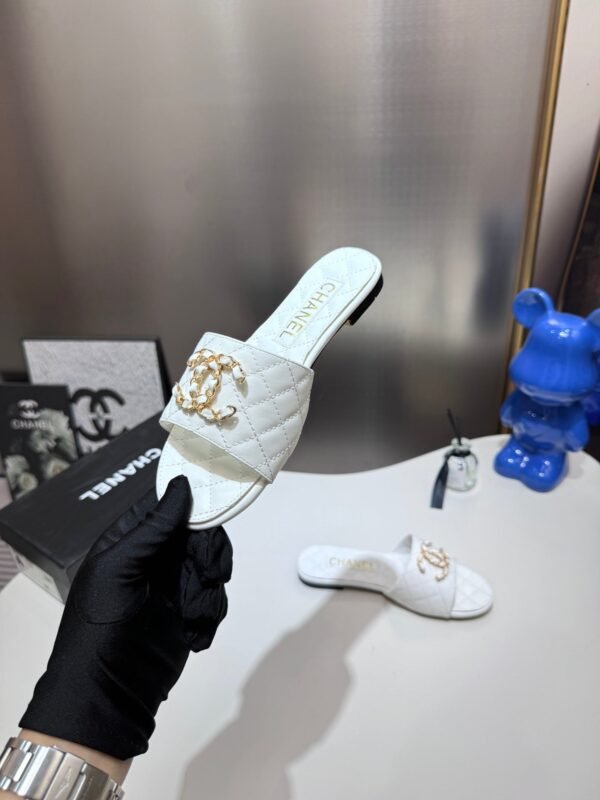 Chanel Women's Logo 25ss CC Sandal