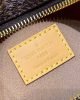 CAA3D9FF-4E64-5354-8B7A-380A4A92B8D5.jpg Louis Vuitton M81098 Loop