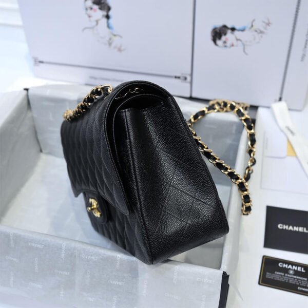 Chanel Large Classic Handbag Grained Calfskin & Gold-Tone Metal A58600