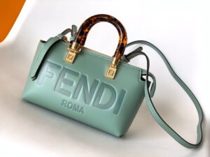 CD865F6F-8D3B-41DA-C61B-C9DC072402EA.jpg Fendi By The Way Mini Bag