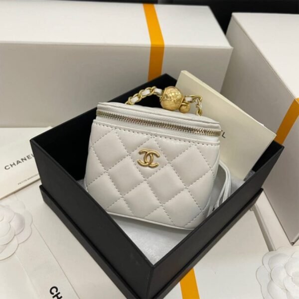 Chanel Small Vanity with Chain AP1447