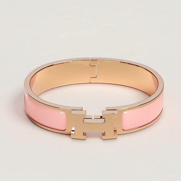CF439A53-DC24-1772-1DB7-6AFACA28A484.jpg Hermes Clic H bracelet