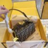 CF58DA56-BCE0-6B96-C4FD-F2E6C3FB1BF9.jpg Fendi Baguette Bag