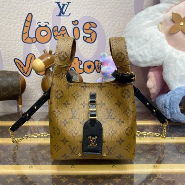 CF9A1943-D7B4-10A1-888B-32AEFEB4370A.jpg Louis Vuitton M46816 Atlantis BB