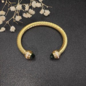 Classic Cablespira&reg; Bracelet 18K Yellow Gold with Peridot And Half Diamonds, 7mm