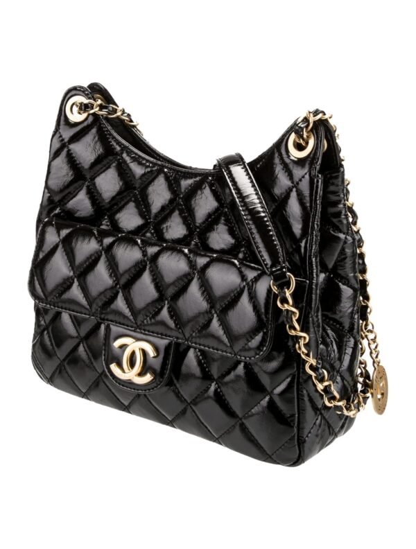 D064720D-7211-4D91-0105-14FA8A417D59.jpg Chanel 23C Hobo New Gold Coin Bag