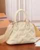 D17DCC39-ACAB-7634-0DC8-912C16A2ADD4.jpg Louis Vuitton Alma BB M59821