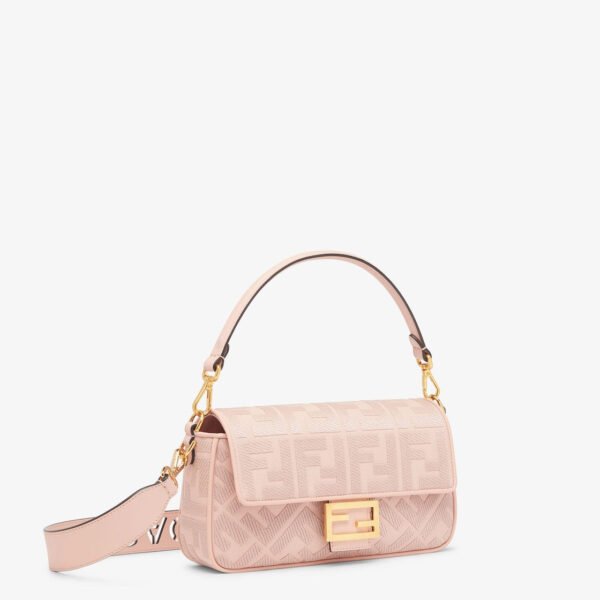 Fendi Baguette Medium