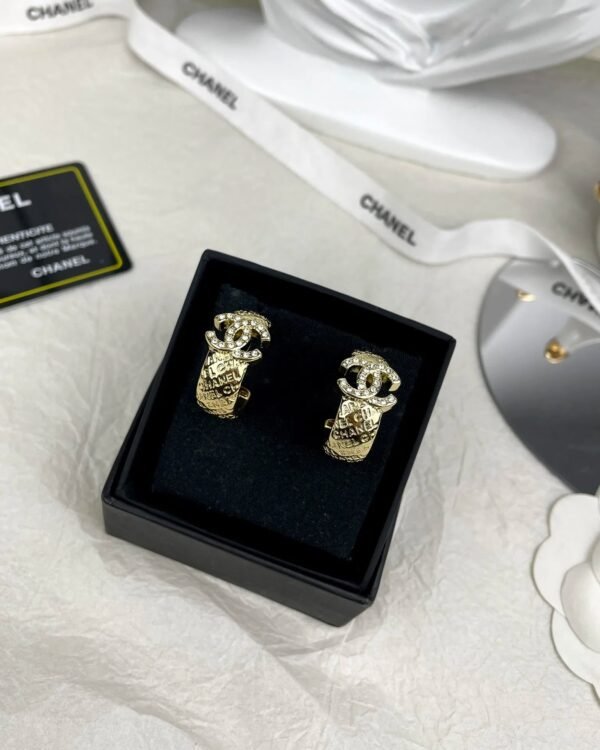 D58ABF9E-1542-DB39-B362-51F9EB0B3A64.jpg CC Jewelry New 16