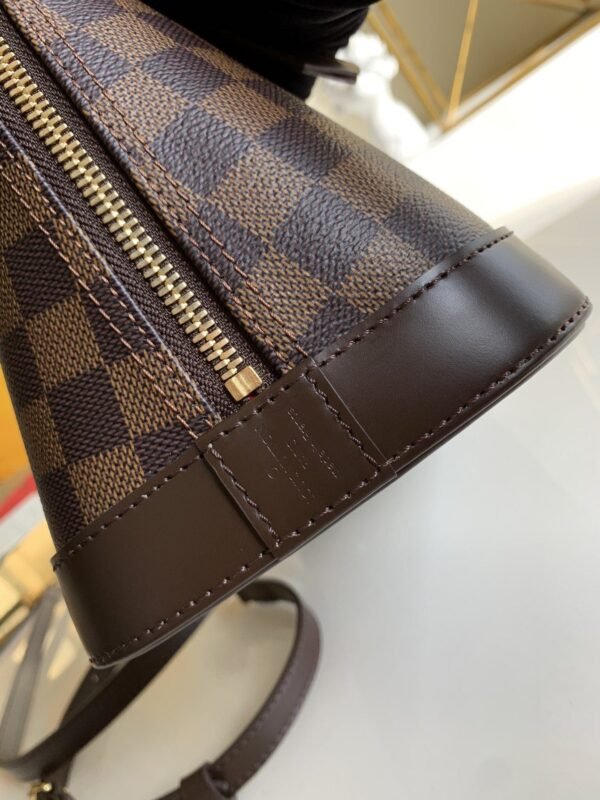 D66BC081-E355-753F-641C-D3ECA00F1B62.jpg Louis Vuitton Alma N53151 PM