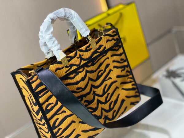 Fendi Sunshine Medium