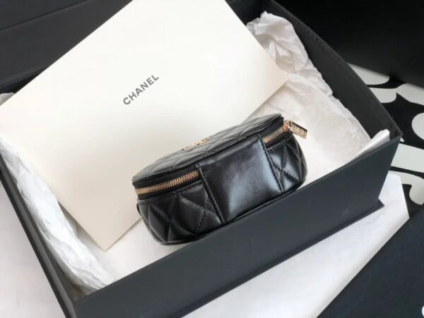 Chanel Vanity Case Shiny Gold Black Bag For Women 9.5cm/3.7in