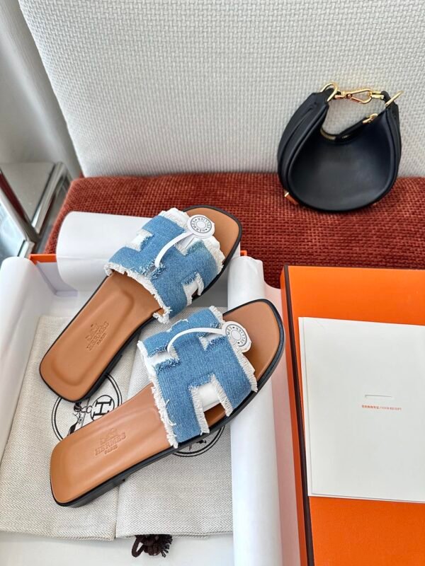 Hermes Women's Oran Sandal