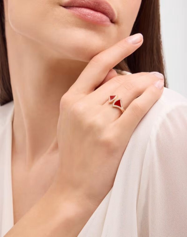 D797FF99-7157-B617-95D0-0D9F1851878A.jpg DIVAS DREAM RING