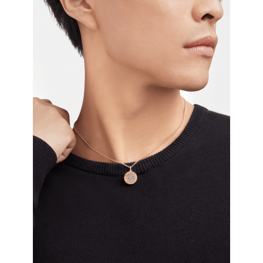 D9935926-97F7-D0CD-EBBC-71261D7D8A17.png NECKLACE