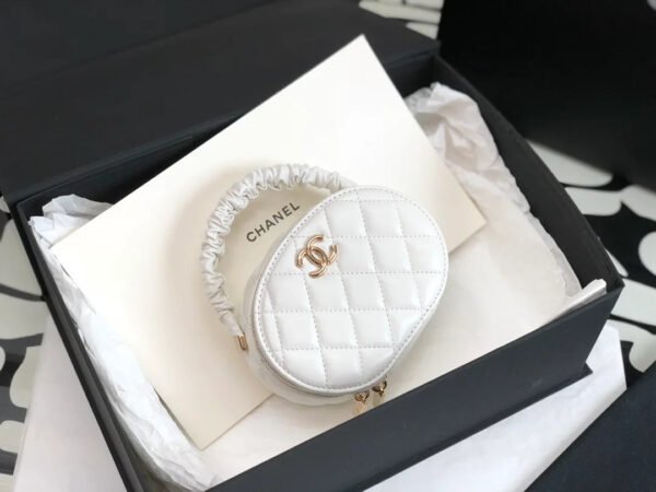 Chanel Vanity Case Shiny Gold White Bag For Women 9.5cm/3.7in