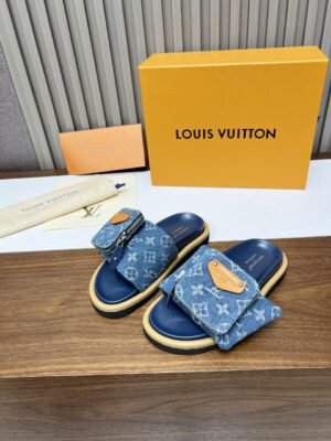 Louis Vuitton Unisex Pool Pillow Comfort Sandal