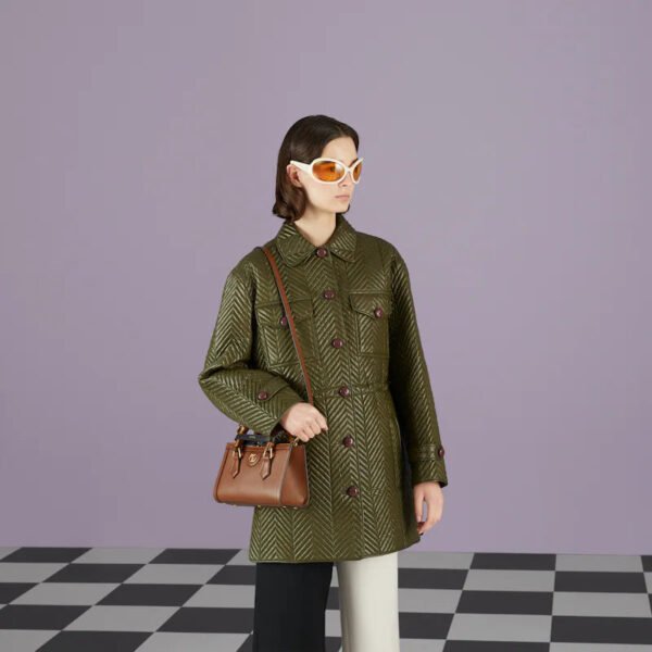 DEFB7352-F5ED-477D-537D-CD90F87F9D1D_217741a2-19d2-4d42-b1fb-693f7e040cc1.jpg DIANA SMALL SHOULDER BAG