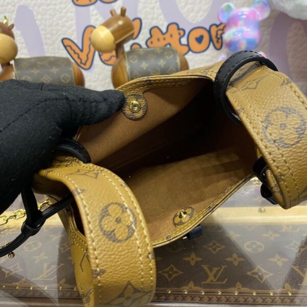 DF7FC54F-B89D-B4B5-FE02-B14F306C91C6.jpg Louis Vuitton M46816 Atlantis BB
