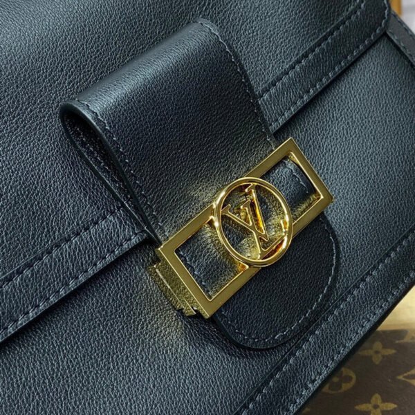 E03B96D6-1834-A1B3-CE74-A93848B17720.jpg Louis Vuitton Calfskin Dauphine Soft MM