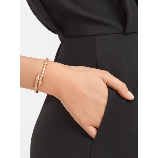 E11CD1C5-B02F-03F6-A3B7-0B94A69C686F.png SERPENTI VIPER BRACELET