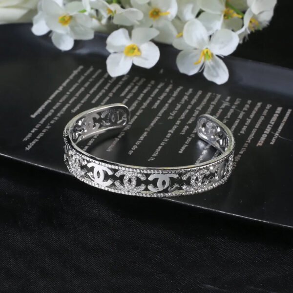 E197FAC1-8EDF-4361-6DFC-57AFD675F76D.jpg CC Bracelet 0010