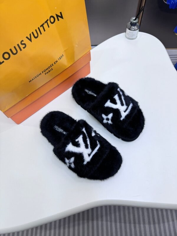 Louis Vuitton Women's Pool Pillow Comfort Sandal