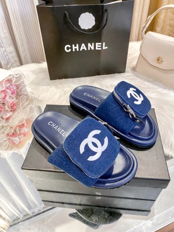 Chanel Women's Logo 25ss CC Sandal
