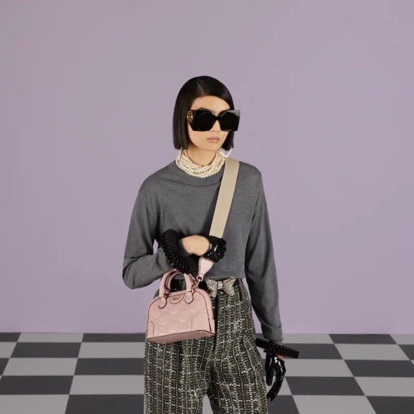 E84FD0D5-33FC-9300-6679-E03E7A7ACAC7.jpg MATELASSE HANDBAG