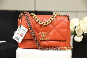 E94DD826-D99E-3328-644E-2253B9093FCE.jpg Chanel 19 Handbag 26cm Orange For Women AS1160