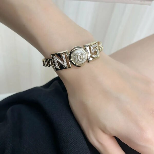 E9557046-CDA1-1330-9B61-5262C529584D.jpg CC Bracelet 0018