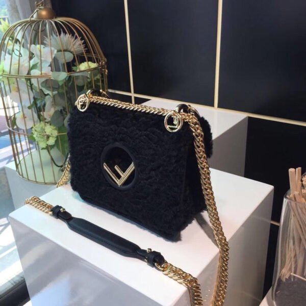 EA5AE8B9-A80E-D1BA-9362-B8D1EA573626.jpg Fendi Kan I F Bag
