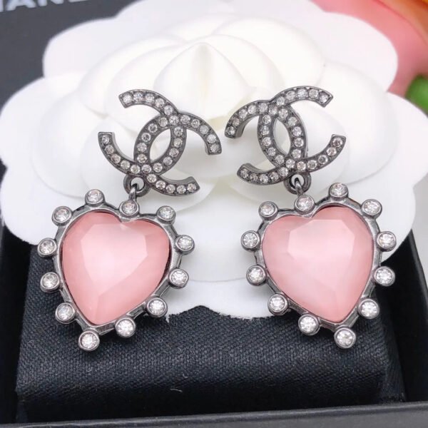 EAFA3D32-9B56-0CD4-2EC7-7E21A691C9A6.jpg cc Earrings