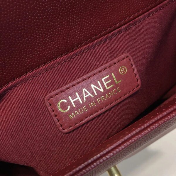 EB975B85-8E2B-917D-85FE-36140AC4887D.jpg Chanel Boy Handbag Gold Toned Hardware Burgundy For Women, Women’s Bags, Shoulder And Crossbody Bags 9.8in/25cm A67086