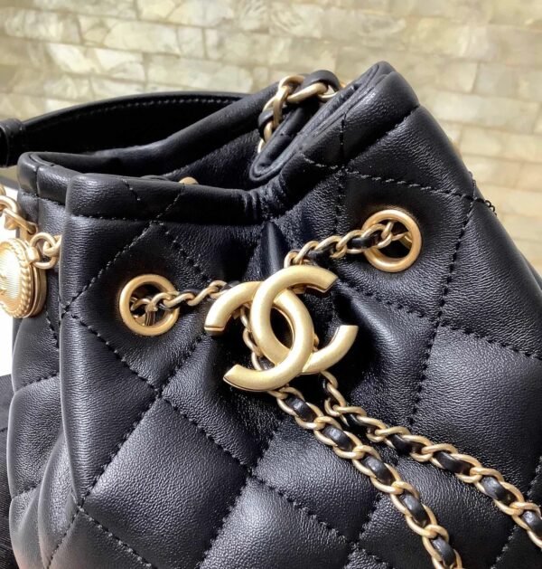 EC410D5A-6DF5-C36A-D697-861974C94CEA.jpg Chanel Classic Bucket Bag Gold Toned Hardware Black For Women 7.8in/20cm