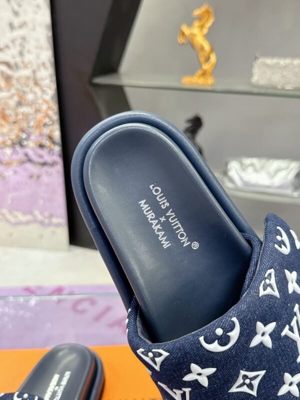 Louis Vuitton Unisex Pool Pillow Comfort Sandal